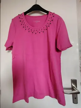 Tee-shirt "CANDA" C&A fuschia - Taille S