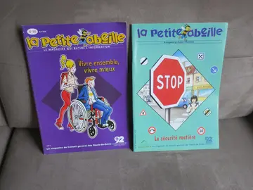 Lot de 2 magazines jeunesse "LA PETITE ABEILLE"