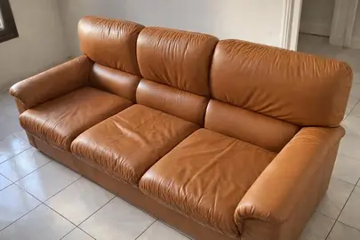 Canapé marron cuir