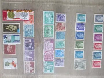 33 timbres oblitérés Allemagne RDA - DDR