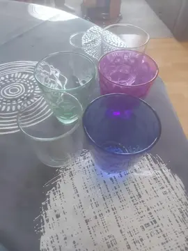 6 verres dépareillés