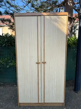 Armoire