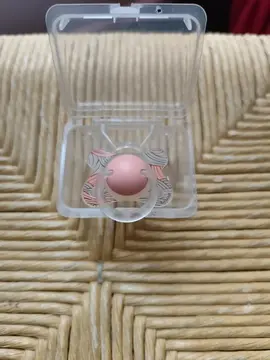 Tétine Bébé Fille jamais servie.