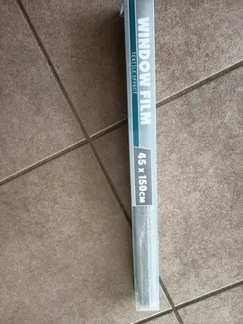 rouleau de film pour fenêtre effet textile