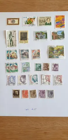 Lot A15 Timbres Italie