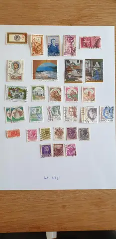 Lot A16 timbres Italie