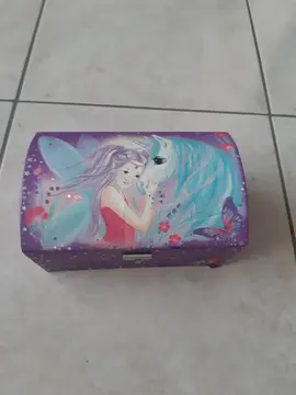 Boite à bijou pour jeune fille