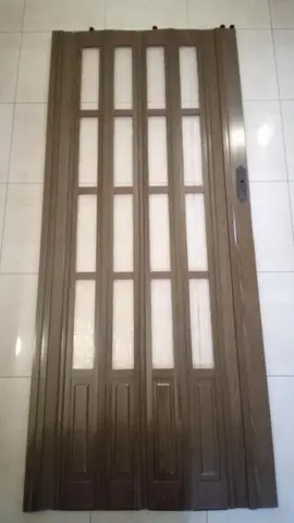 Porte accordéon pliante