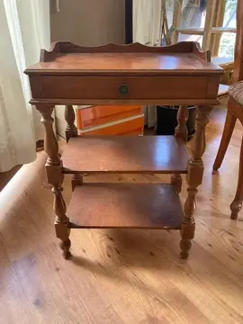 meuble télephone ou meuble d'appoint