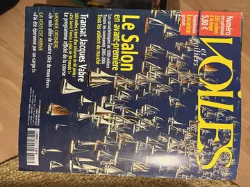une trentaine de magazines Voiles et voiliers + Hors-série années 2000