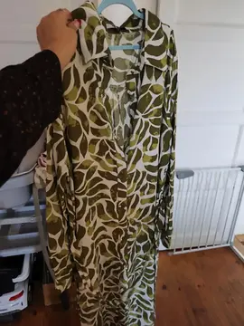 Bonjour, je donne cette robe en s/m