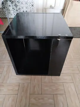 Petit meuble cube