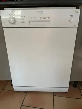 lave vaisselle Laden