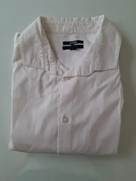 Chemise blanche enfant.