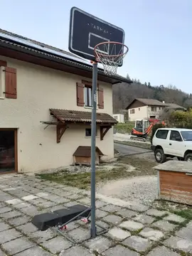 panier de basket sur pied