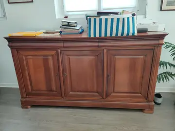 donne buffet 3 portes très bon etat