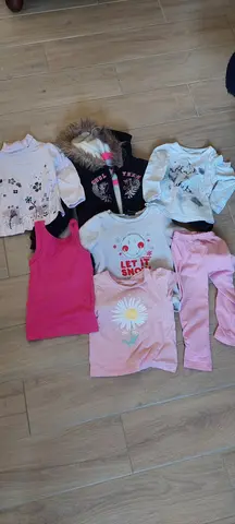 lot vêtements enfants 2 ans