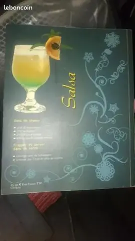 Livre de recette de cocktail alcoolisés et non alcoolisés