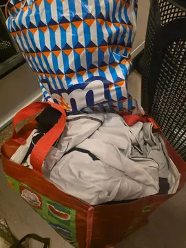 lot vêtements et chaussures