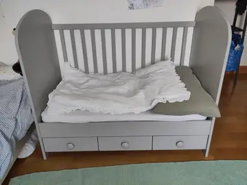 lit bébé à barreaux évolutif Gonatt Ikea