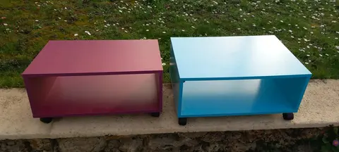 2 tables de chevet/ nuit