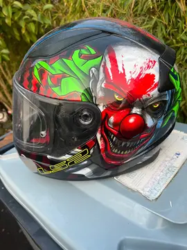 casque de moto intégral