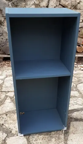 étagère bleue
