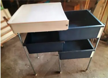 meuble dépliant pour langer bébé + rangement