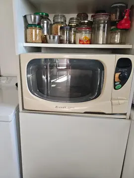 micro-ondes Brandt HS