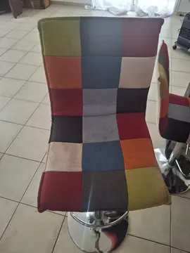 4 Chaises de bar reglable en hauteur tissus patchwork.
