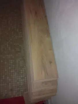 parquet environ 10m2 découpé