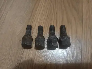 4 boulons de roue coniques