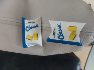 2 paires de bouche-oreilles