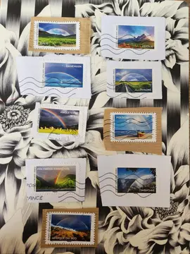 Timbres oblitérés Entre ciel 🌈 et Terre 🌎