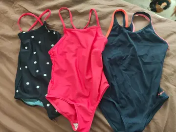3 maillots de bain une pièce 6 ans
