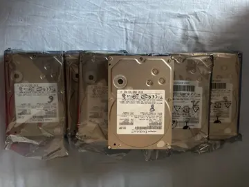 7 DISQUES DURS (HDD) Sata. NEUFS NON UTILISÉS. 750Go