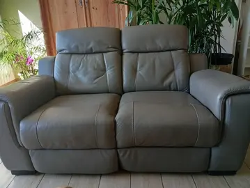 donne 2 canapés deux places relax électriques