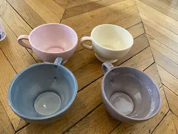 mugs, tasses et bols