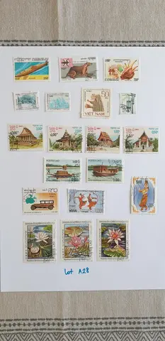 Lot A28 timbres Asie du Sud Est