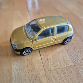 Voiture miniature Renault Clio