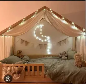 Donne lit cabane enfant