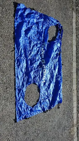 Toile de foot à fixer sur une cage