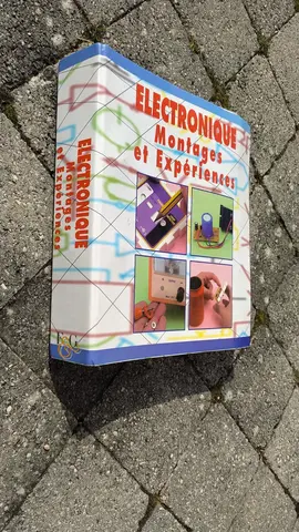 Classeur Montages et expériences électroniques