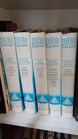 Encyclopédie Théma en 5 volumes