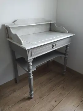 Table de toilette ancienne