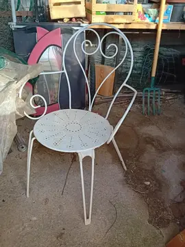 table de jardin en métal avec 4 sièges