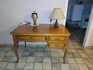 Grand Bureau en bois massif