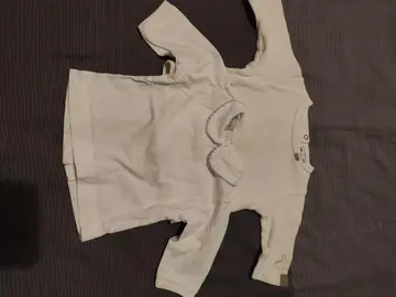 2 Tee shirts manche longue pour bébé 1 mois