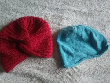 lot 2 bonnets