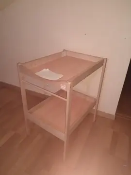 table à langer en bois